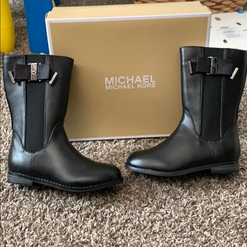 🔥 🔥 🔥BRAND NEW 🔥 🔥 🔥